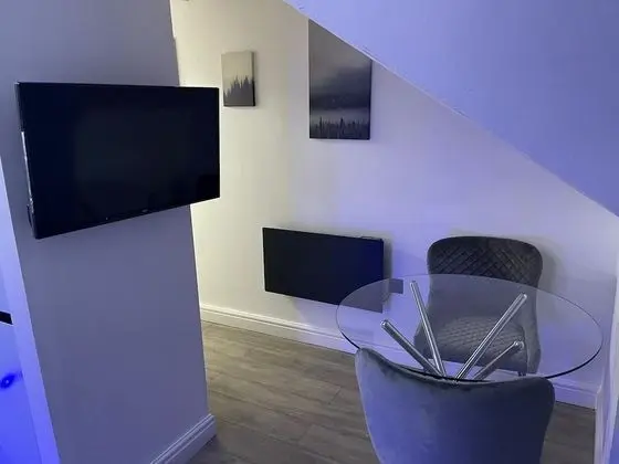 Luis Apartments in Leeds - Bar