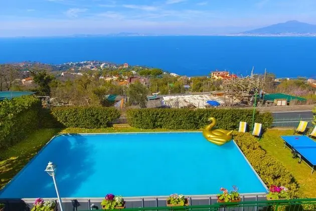 Villa Luisa play& pool - Havuz