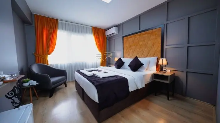 Lukka Suit Hotel