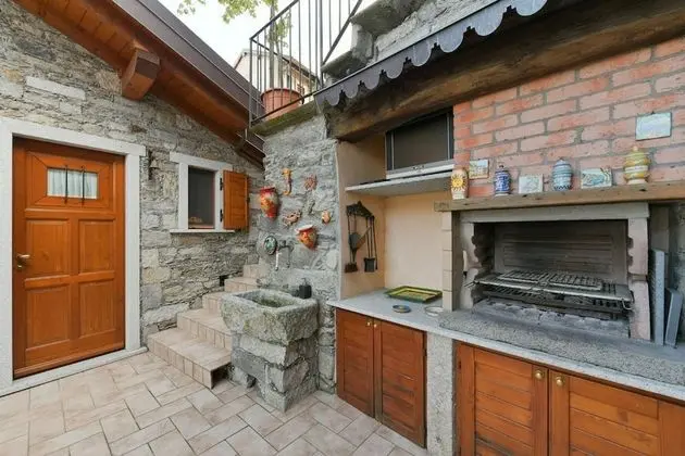 Lul Stone House Avec Wonderful View of the Lake in Roncaro Baveno