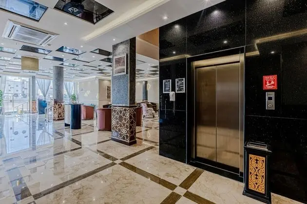 Luma Serviced Apartments - Lobi