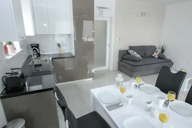 Lumada - 3Bedroom Apartment with Pool - İç Mekan