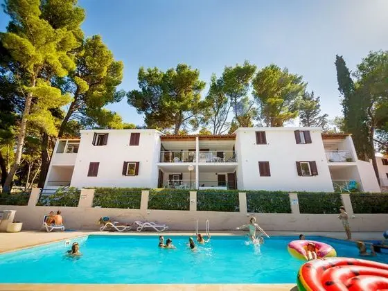 Lumbarda Resort Apartments