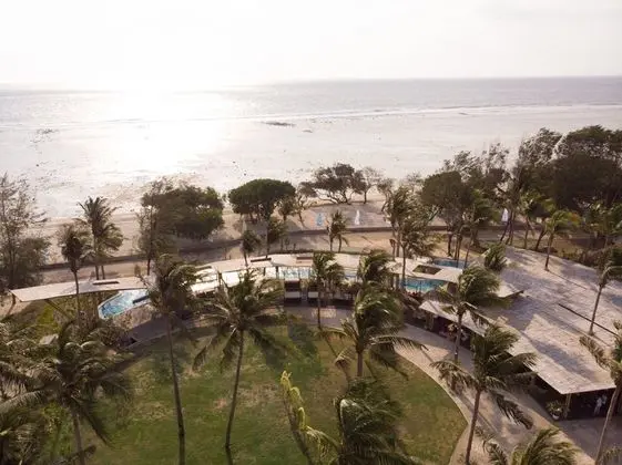 Lumi Hotel