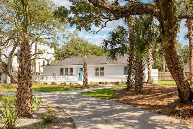 Lumie by Avantstay 5BR Ranch w/ Firepit + Patio