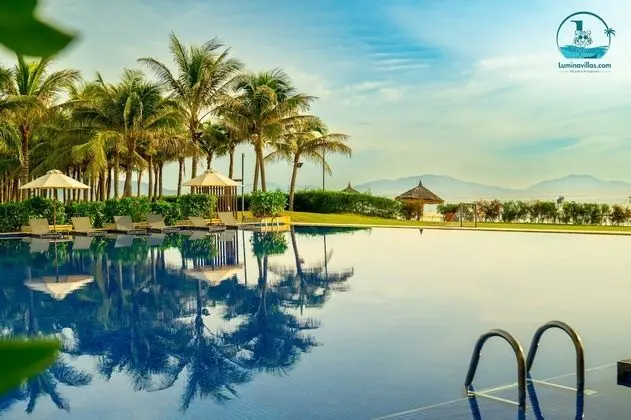 Lumina Villas