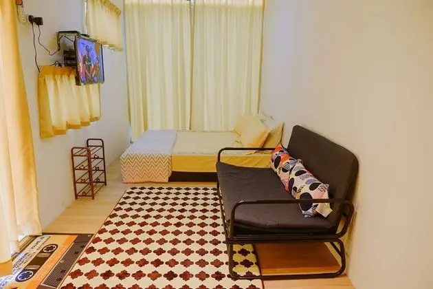 Lumut Cube Homestay Kontena - Öne Çıkan Resim