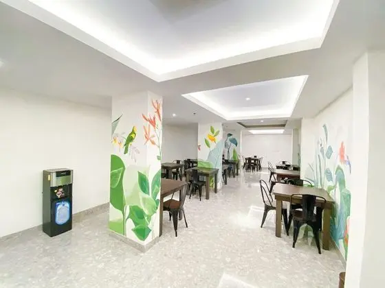 Lun Hotel Manado - Yerinde Yemek