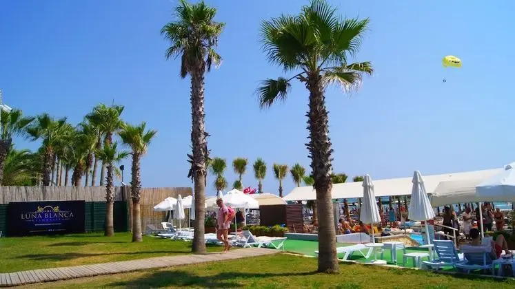 Luna Blanca Resort & Spa - 10