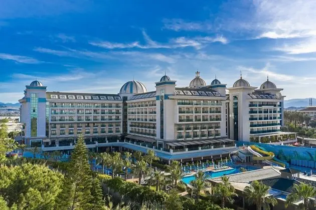 Luna Blanca Resort & Spa - 7