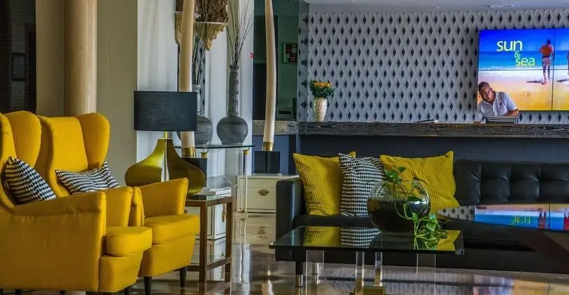 Luna Hotel Da Oura - Lobi