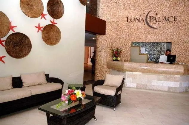 Luna Palace Hotel & Suites - Lobi