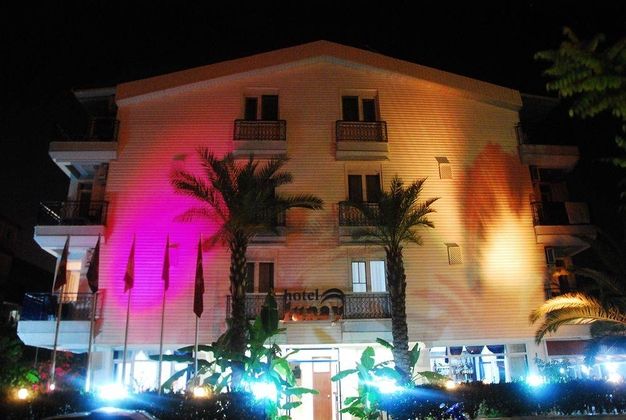 Hotel LunayFotoğrafı
