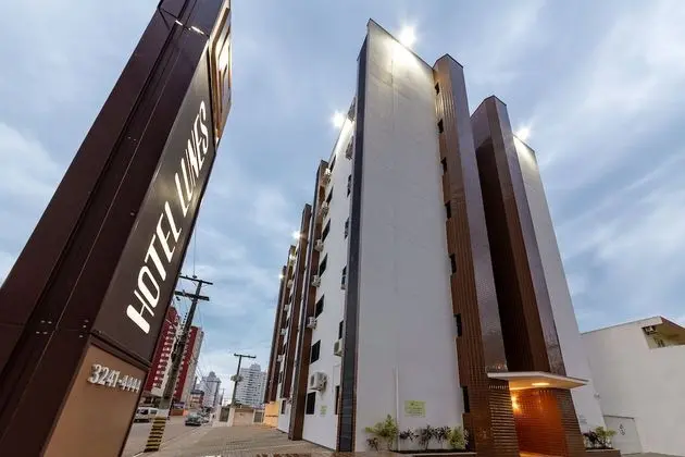 Hotel Lunes