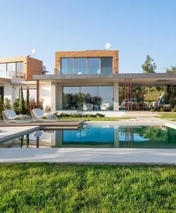 Luria Homes-Villa  C