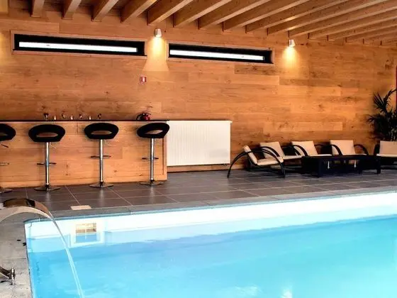 Luscious Holiday Home in Waimes With Pool & Sauna - Havuz