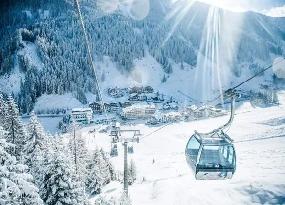 Lush Holiday Home in Hüttau near Ski Area