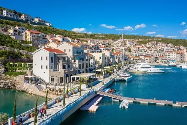 Lustica Bay Apartments - Öne Çıkan Resim