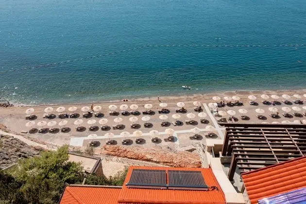 Lustica Bay Apartments - Plaj