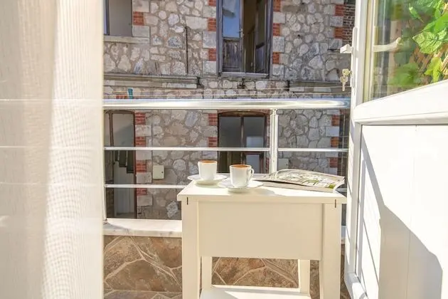 Lutro Otel