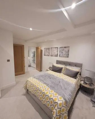 Lux 2 Bed Flat In The Heart Of Rochester - Oda