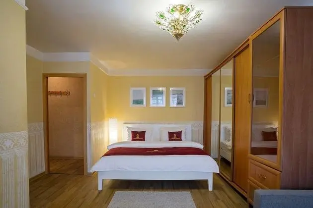 Lux-Apartments Malaya Pirogovskaya 23