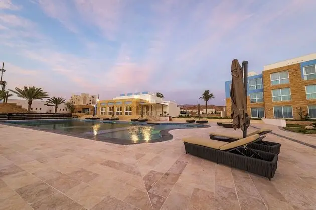 Luxotel Aqaba Beach Resort & Spa Hotel - Havuz