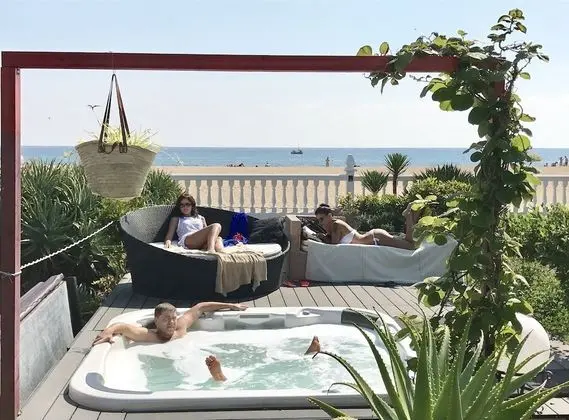 LUX Beach House Barcelona with Pool & Hot Tub, Beach Access