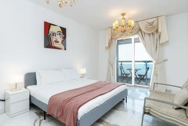 Lux BnB Princess Tower - Dubai Marina - Oda