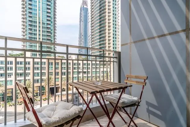 Lux BnB Stand Point Tower - BLVD Views - Dış Mekan