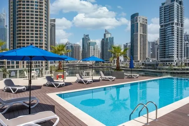 LUX Contemporary Suite Marina View 2 - Havuz