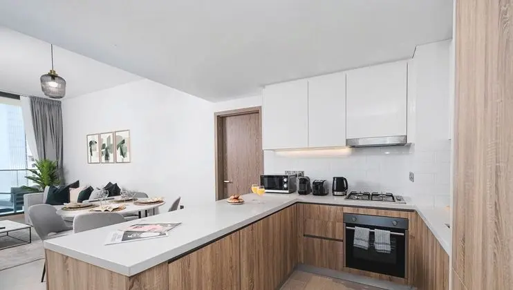 LUX Contemporary Suite Marina View 2 - Mutfak