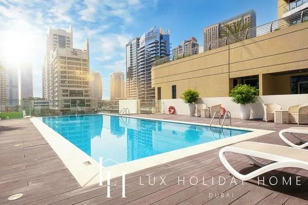 LUX Contemporary Suite Marina View 3 - Havuz