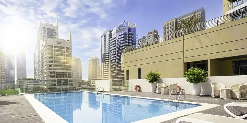 LUX Contemporary Suite Marina View 6 - Havuz