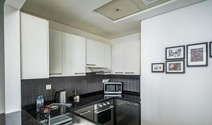 LUX Holiday Home - Silverene Towers 3 - Mutfak