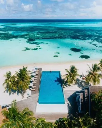 LUX* South Ari Atoll