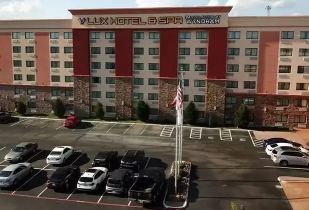 Lux Hotel & Spa, Trademark Collection by Wyndham