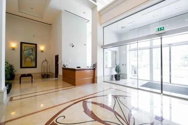 LUX - Ultimate Marina View Deluxe Suite - Lobi