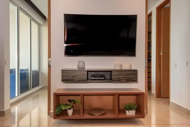 Luxe 1BR Apt With Amazing Water and City Views 2801 - Oda