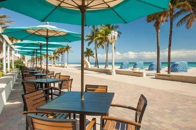 Luxe 3/2 Private Home W/bbq, Gazebo & Free Parking! - Yerinde Yemek