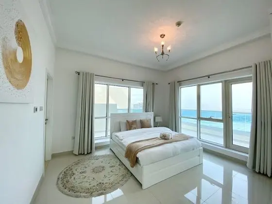 Luxe Apt with Panoramic Views and Terrace - Oda