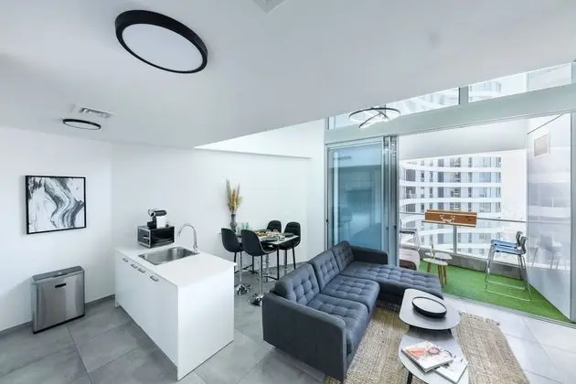 Luxe Apt in Top Tel Aviv Neighborhood - Öne Çıkan Resim