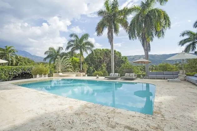 Luxe Villa de Verano Boutique