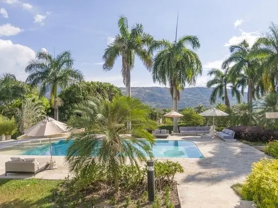 Luxe Villa de Verano Boutique - Havuz