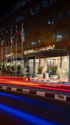 Luxe Grand Hotel Apartments - Dış Mekan