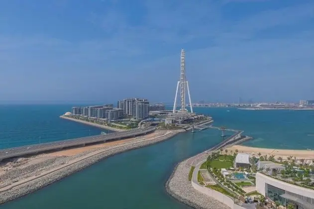 Luxe High Floor Full Seaview