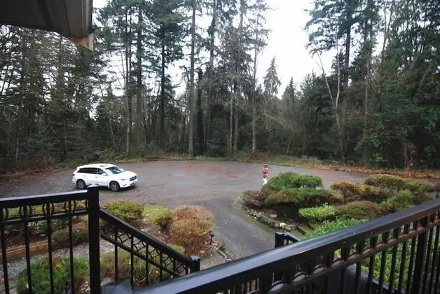 LUXE Retreat at 8050 Kaymar Dr.