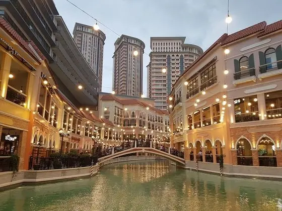 LUXE In Venice - The Venice Residences