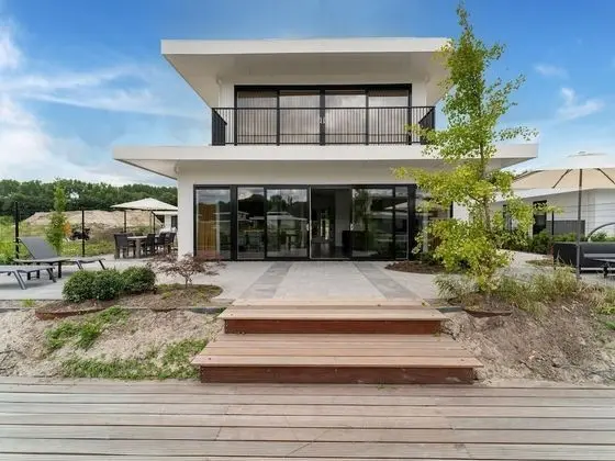 Luxe Villa in Zeewolde With Infrared Sauna