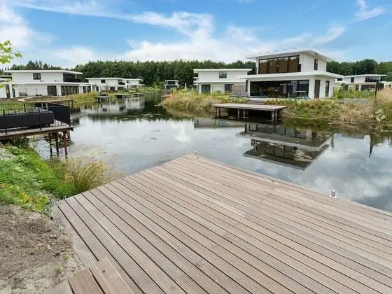 Luxe Villa in Zeewolde With Infrared Sauna - Dış Mekan